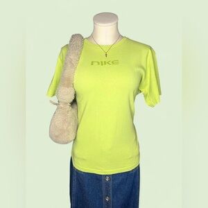 Nike Air Green Graphic Tee Woman’s M